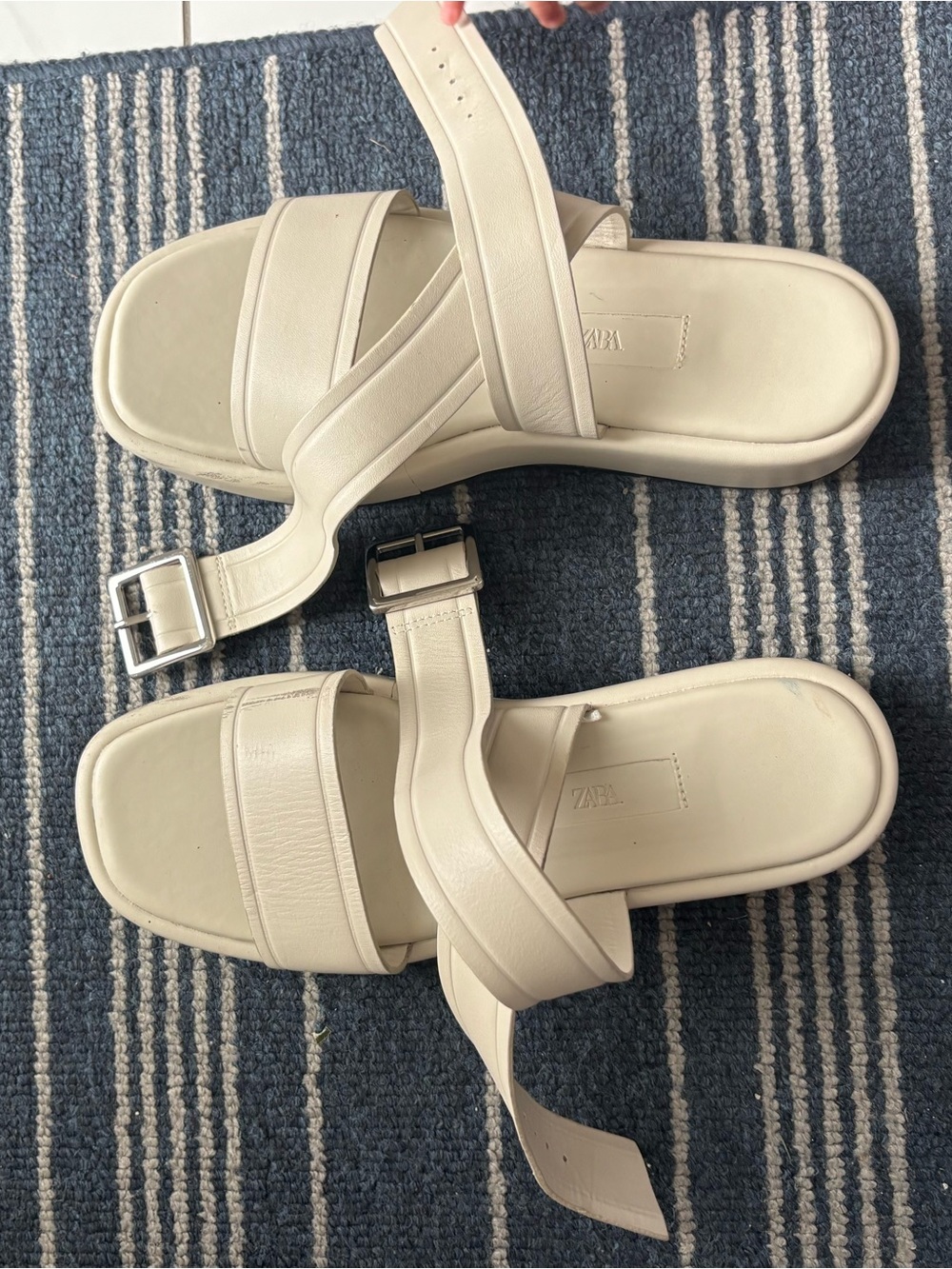 ZARA Women's Cream Leather Buckle Strap Sandals